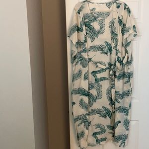 PLUS: Casual Beach Tie Dress